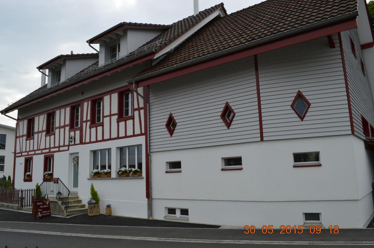 施鲁塞尔住宿加早餐旅馆 Unterehrendingen 外观 照片